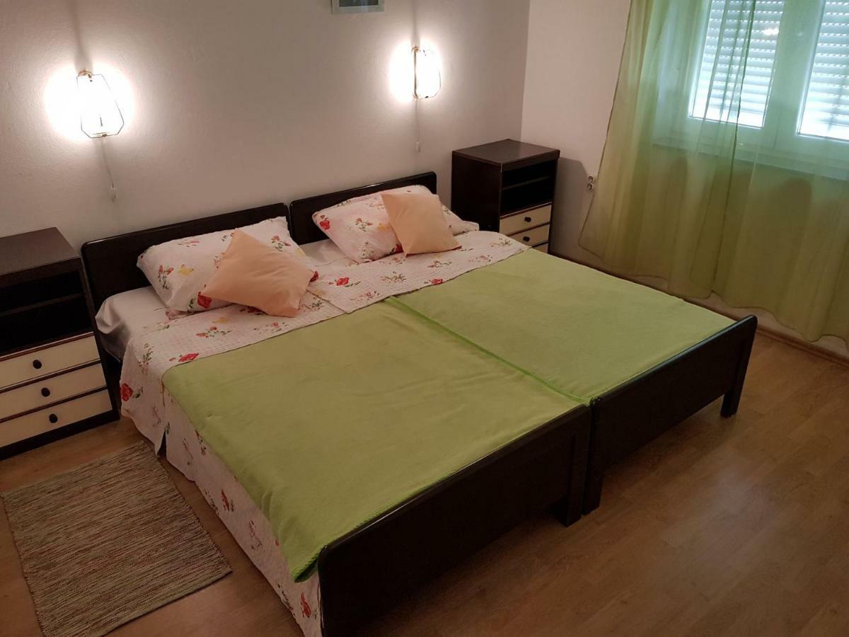 Apartmán Polic With Terrace *