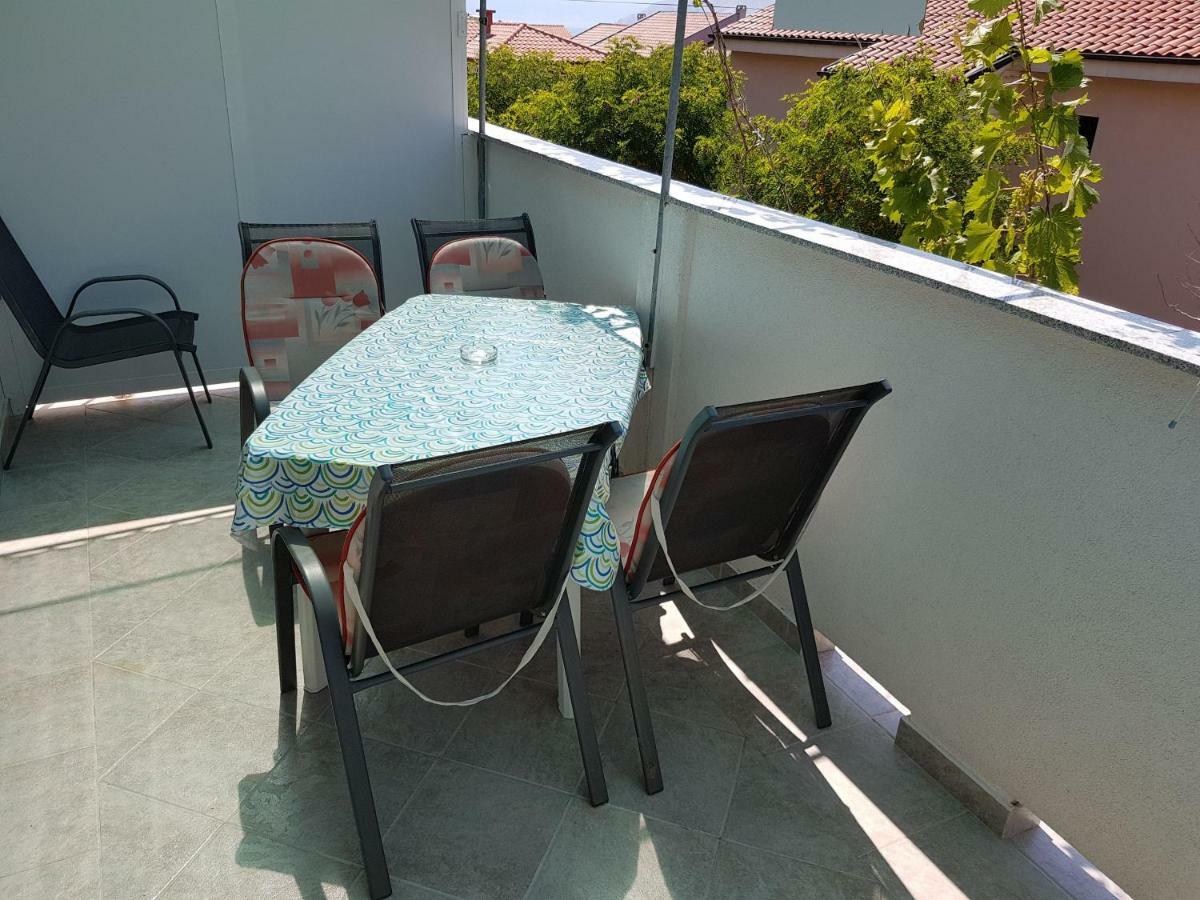 Apartmán Polic With Terrace Baška